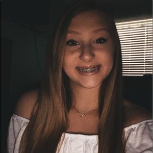 Meet your Posher, Hailey